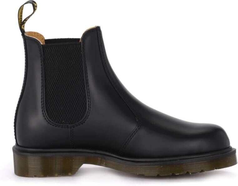 Dr. Martens Zwarte Leren Enkellaarzen met Elastische Inzetstukken Black Dames