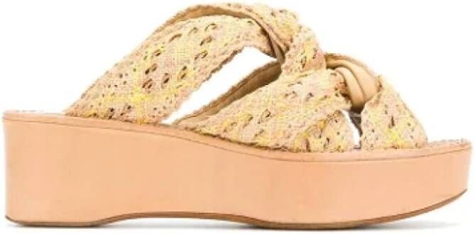 Dries van Noten Pre-owned Leather sandals Beige Dames