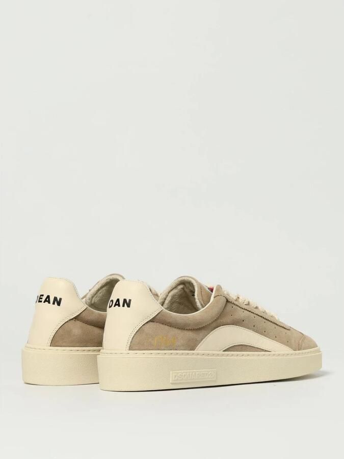 Dsquared2 Moderne Lage Sneakers voor een Casual Alledaagse Stijl en Comfort