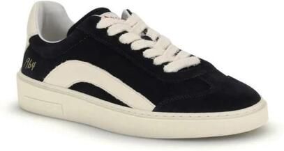 Dsquared2 Stijlvolle Suède Sneakers met Merk Binnenzool