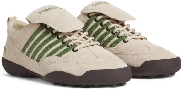 Dsquared2 Witte Sneakers met Oversized Tong