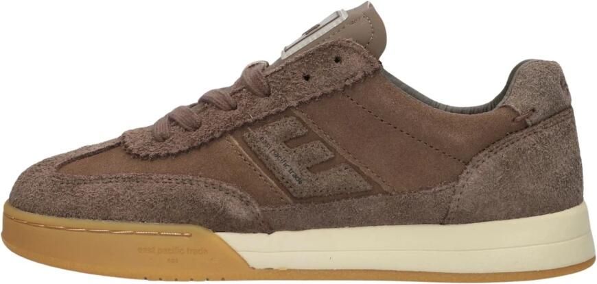 EAST PACIFIC TRADE Lage Sneakers Diego Suède Bruin