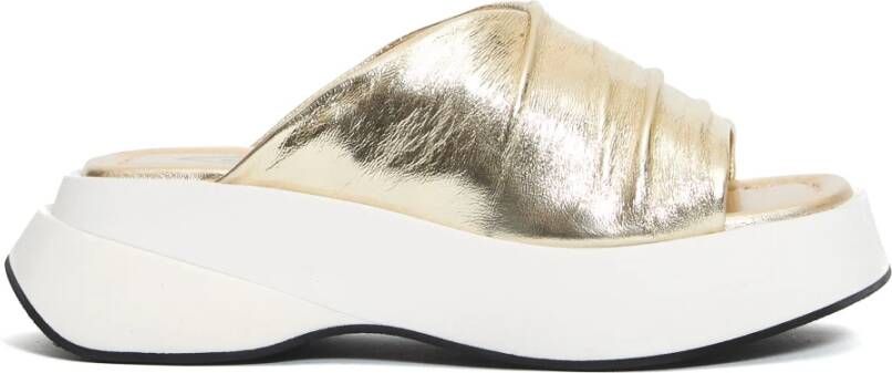 Elena Iachi Slippers met sleehak