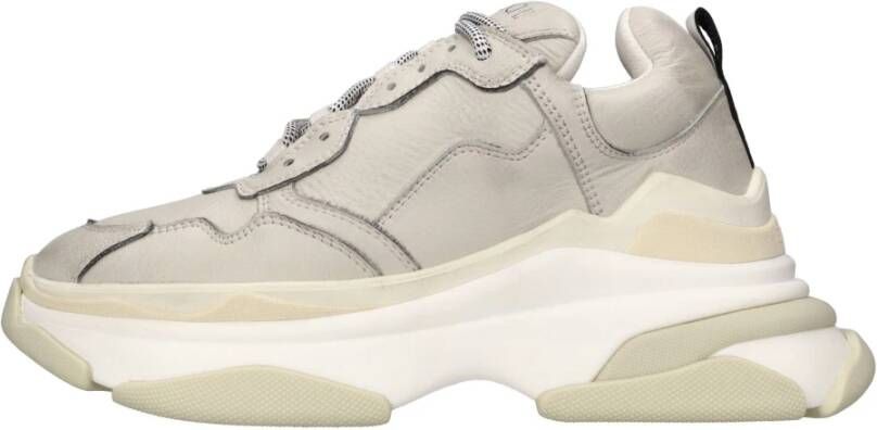 Elena Iachi Sneakers