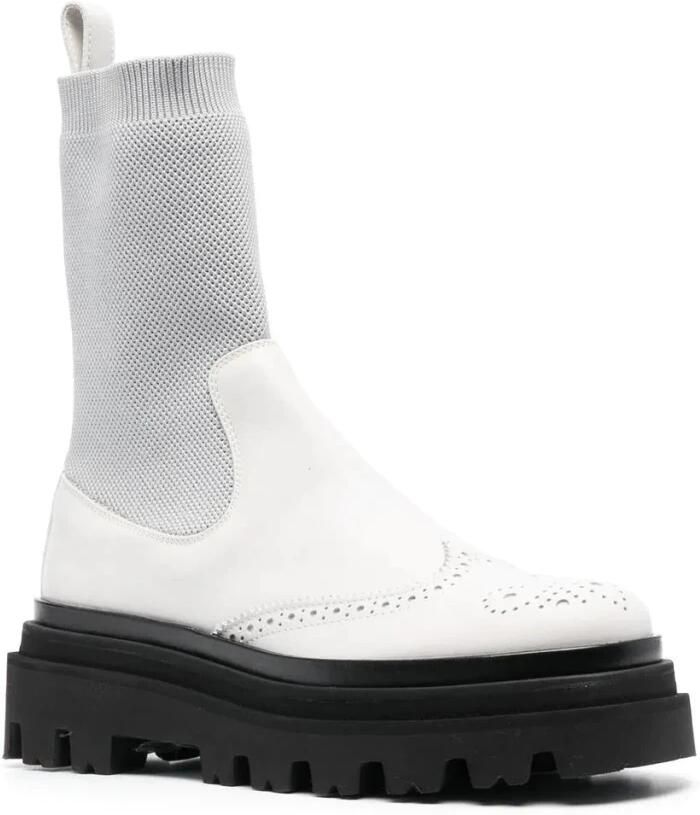 Eleventy Enkellaarsjes