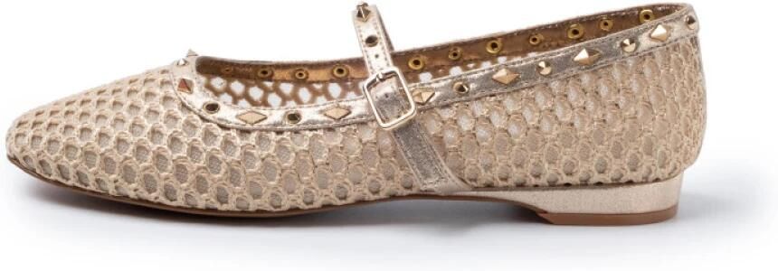 E uelle Vee Ballerina Glenda