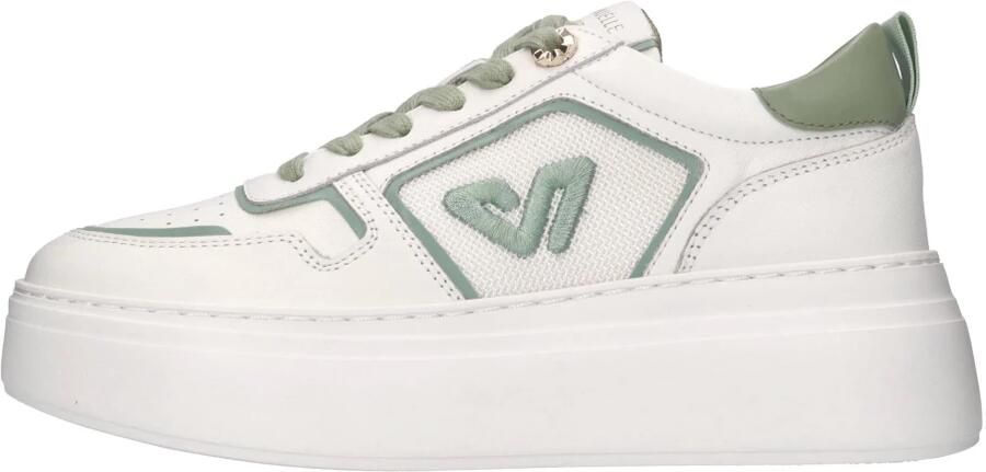E uelle Vee Bice Sneaker