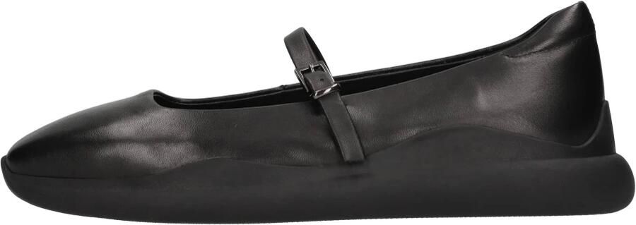 Emanuelle Vee Platte Schoenen