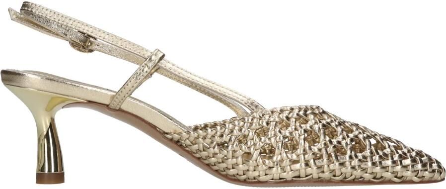 E uelle Vee Slingback Pumps