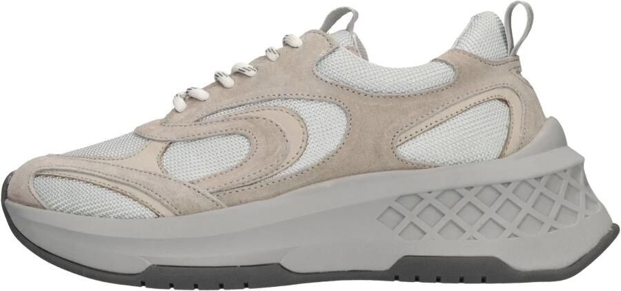 Emanuelle Vee Sneakers