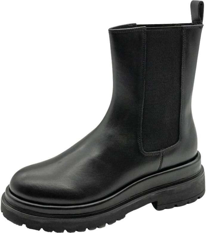 Emanuelle Vee Thelma Beatles Boot