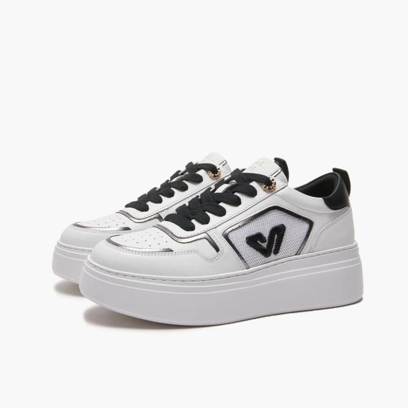 E uelle Vee Wit-Zwarte Leren en Stoffen Sneakers