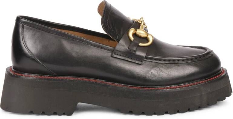 E uelle Vee Loafers
