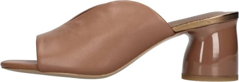 E uelle Vee Sandalen Bruin