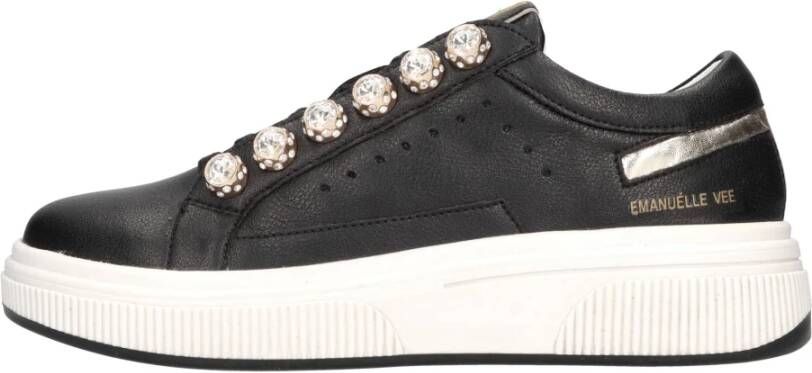 E uelle Vee Sneakers