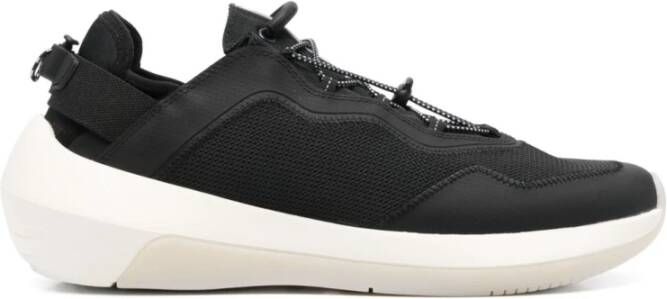 Emporio Ar i Blauwe Sneakers met Dikke Rubberen Zool