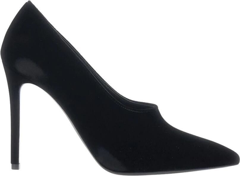 Emporio Armani Fluwelen pumps met spitse neus en hoge naaldhak