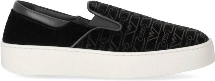 Emporio Armani Low-Top Sneakers Black Monogram Slip-On Sneaker in zwart