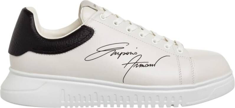 Emporio Armani Leren Sneakers met Geribbelde Rubberen Zool White Heren