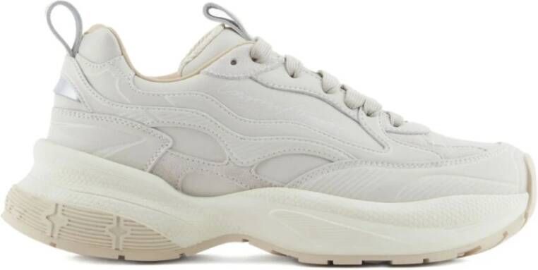 Emporio Ar i Witte Sneakers met Metalen Hiel Detail