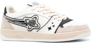 Enterprise Japan Witte Sneakers met Geperforeerd Design en Logo Details Wit Heren
