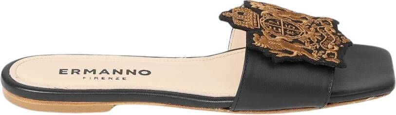 Er no Scervino Lage Sandaal met Embleem