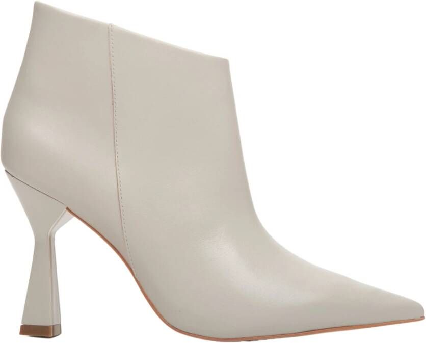 Estro Dames Lichtgrijze Leren Enkellaarzen met Trechterhak Er00113737 Gray Dames