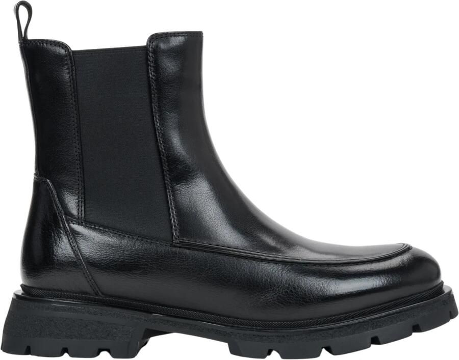 Estro Chelsea boots met chunky zool