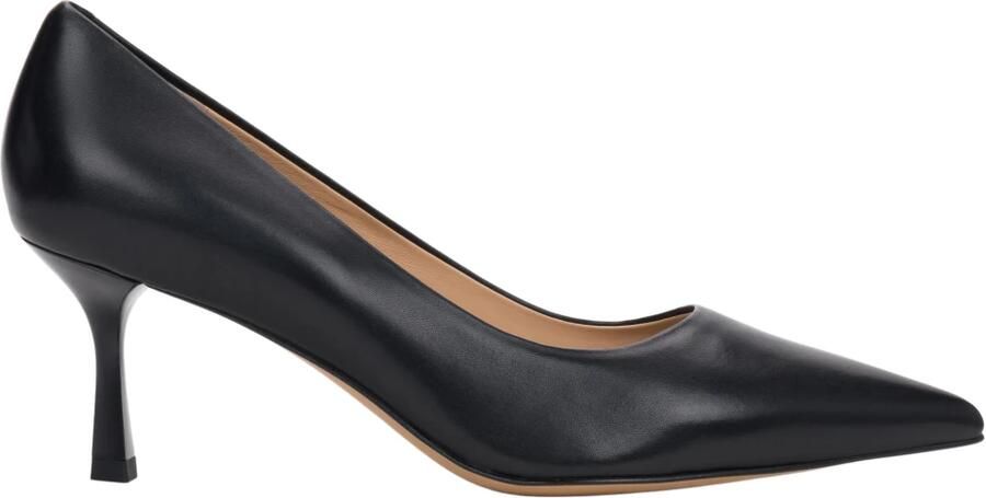 Estro Pumps met lage hak en puntige neus