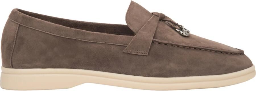 Estro Velours Kwastjes Loafers