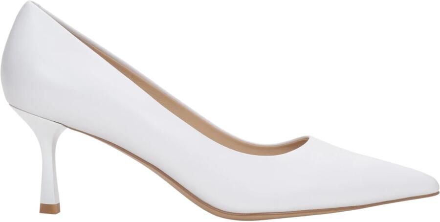 Estro Witte Lage Hak Schoenen van Leer