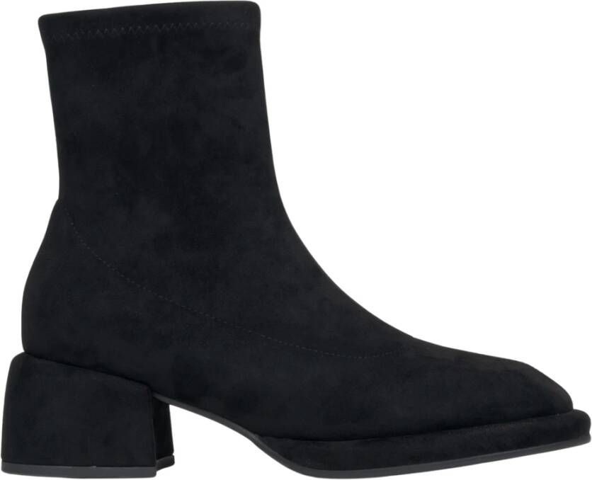 Estro Zwarte Enkelboots met Blokhak