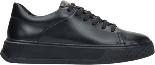 Estro Zwarte lage sneakers voor vrouwen gemaakt van hoogwaardig Italiaans echt leer