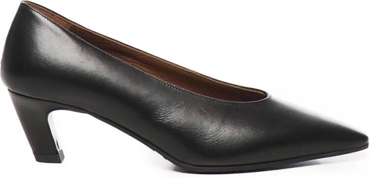 Evaluna Zwarte Leren Puntige Hak Schoenen