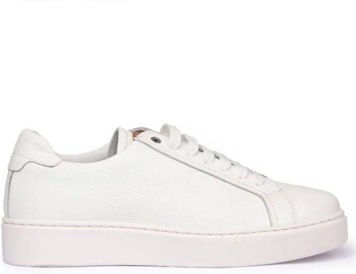 Exton Witte leren sneaker essentiële stijl