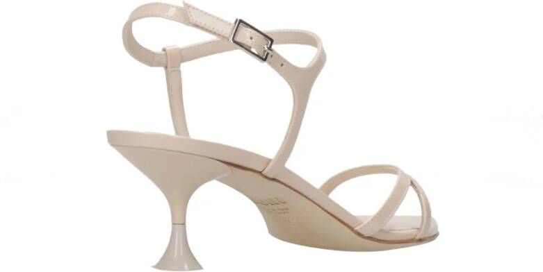 3Juin Gele Sandalen van Lakleer met Verstelbare Gesp Yellow Dames