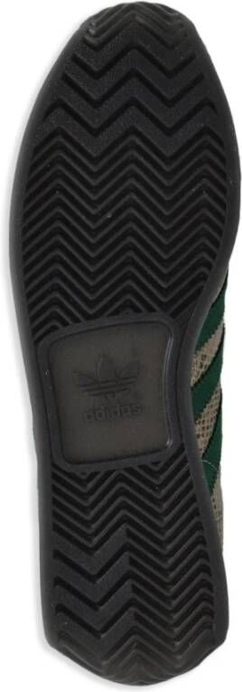 Adidas Beige Sneakers met 3-Stripes Logo