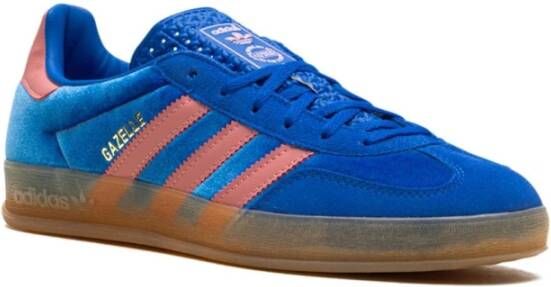 Adidas Blauwe Velvet Sneakers Logo Stempel Blue Dames