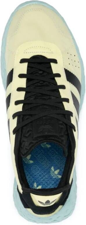 Adidas Gele Sneakers Veters Rubberen Zool
