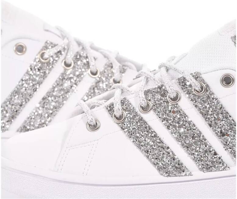 Adidas Handgemaakte Zilver Witte Sneakers Multicolor Dames