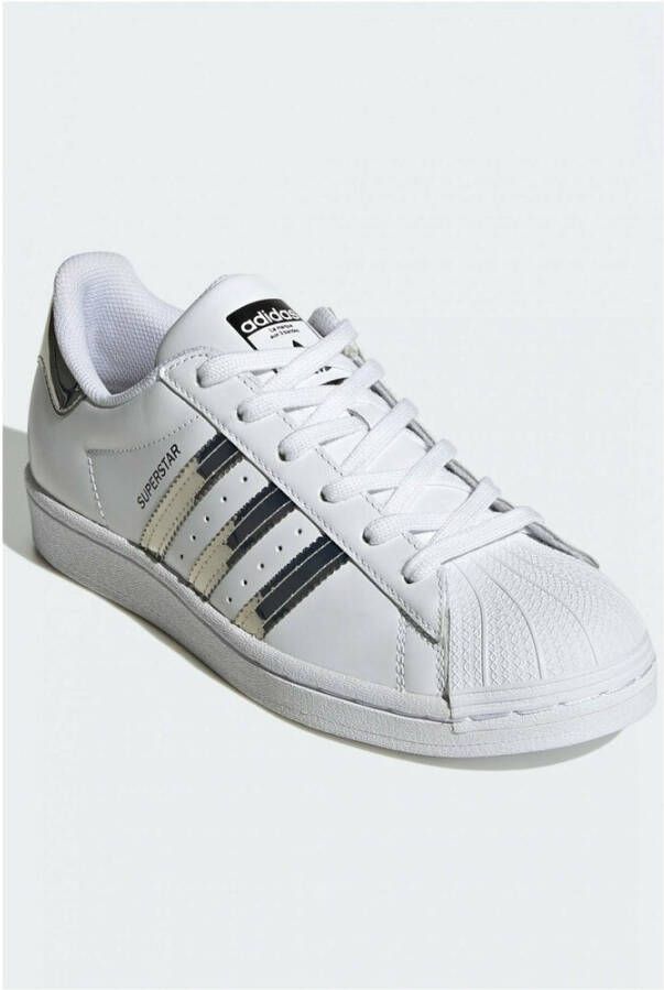 analogie stad voormalig Adidas SUPERSTAR Cloud White Silver Metallic Core Black Dames - Schoenen.nl