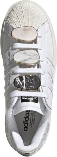 adidas Originals Modieuze Leren Sneakers met Voorapplicaties Wit Dames