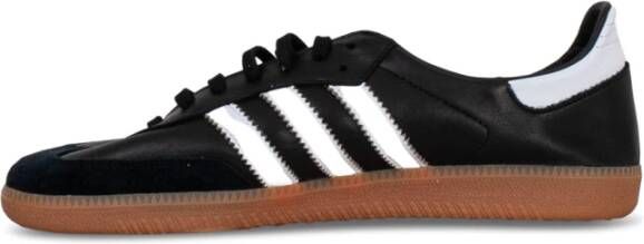 adidas Originals Zwarte Sneakers met Leren Bovenwerk en Rubberen Zool Zwart Heren