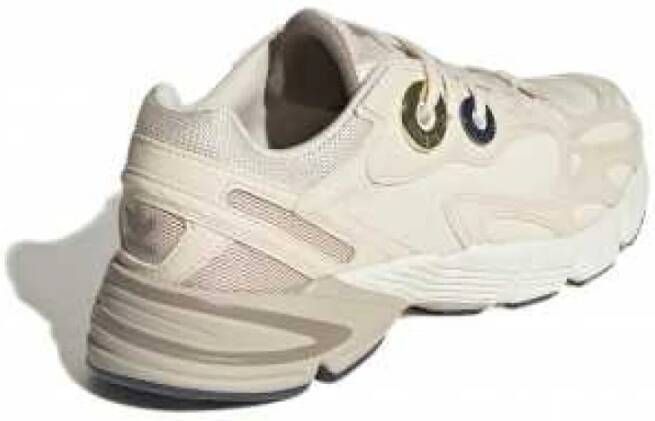 Adidas Sportschoenen Stijl ID: Gx7046 Beige Dames