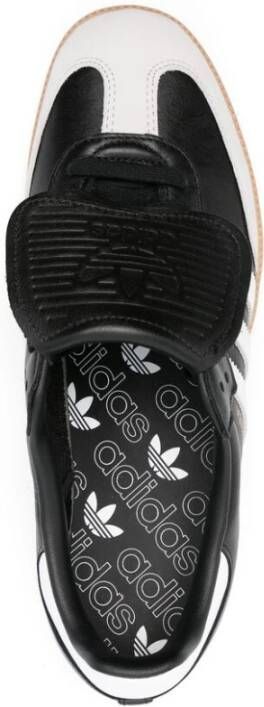 Adidas Zwarte leren sneakers met kenmerkende strepen Black Heren