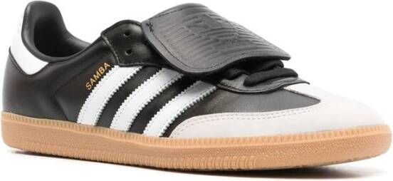 Adidas Zwarte leren sneakers met kenmerkende strepen Black Heren