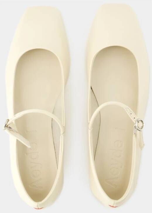 aeyde Leren Ballerinas in Beige en Wit White Dames