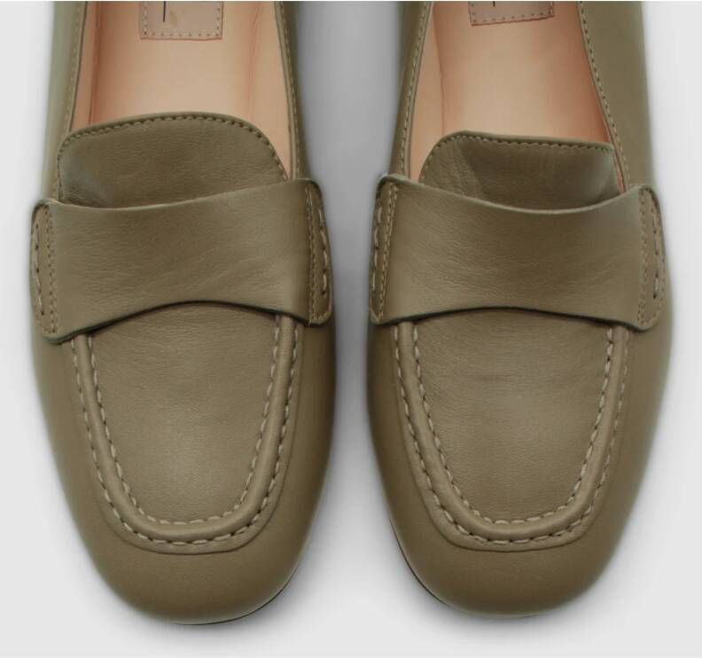 AGL Loafers Beige Dames