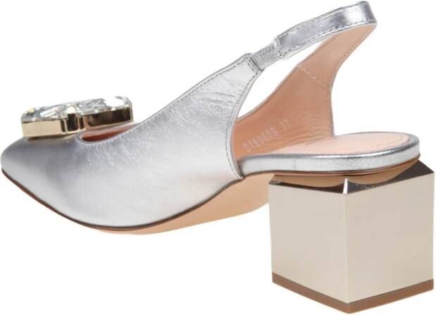 AGL Zilveren Leren Slingback met Juweeldetail Gray Dames