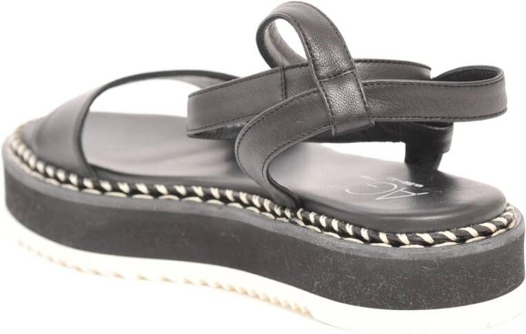 AGL Zwarte Platte Sandalen Myrte Nero